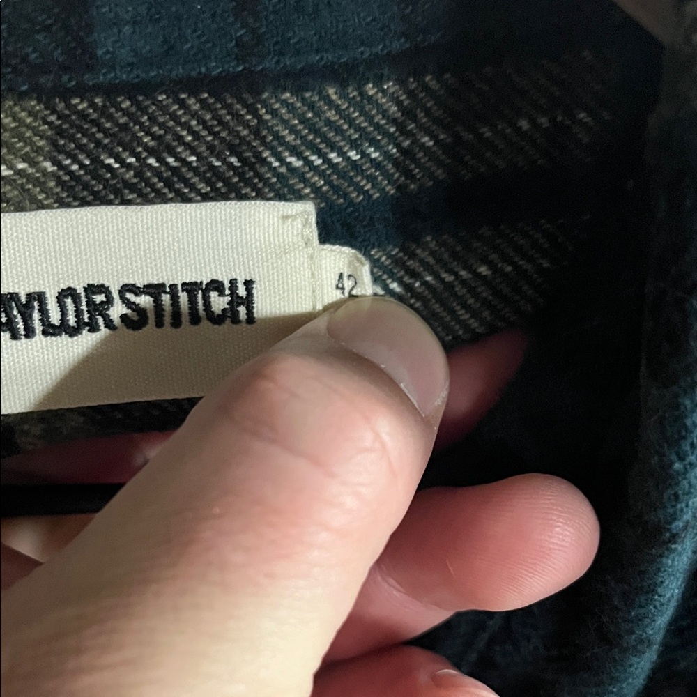 Taylor Stitch Men's Dark Green Plaid Flannel Shirt Large - Picture 2 of 5